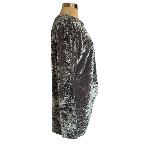 Hummingbird Crushed Velvet Long Sleeve Top Gray-Green Knotted Front Hem LARGE - Picture 3 of 6